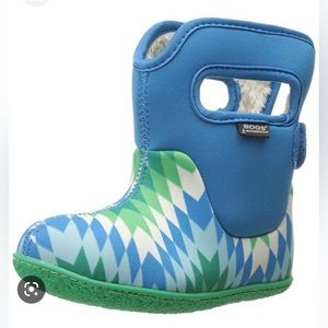 Bogs infant boots